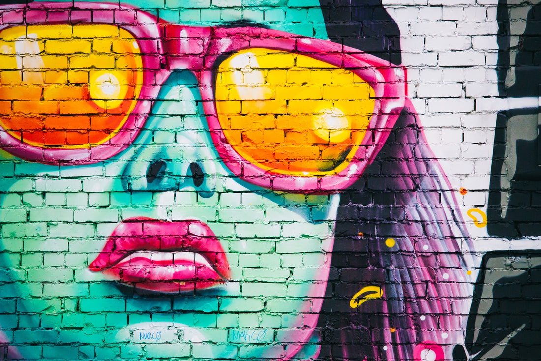 OhMyGrid custom wall art graffiti street art girl sunglasses